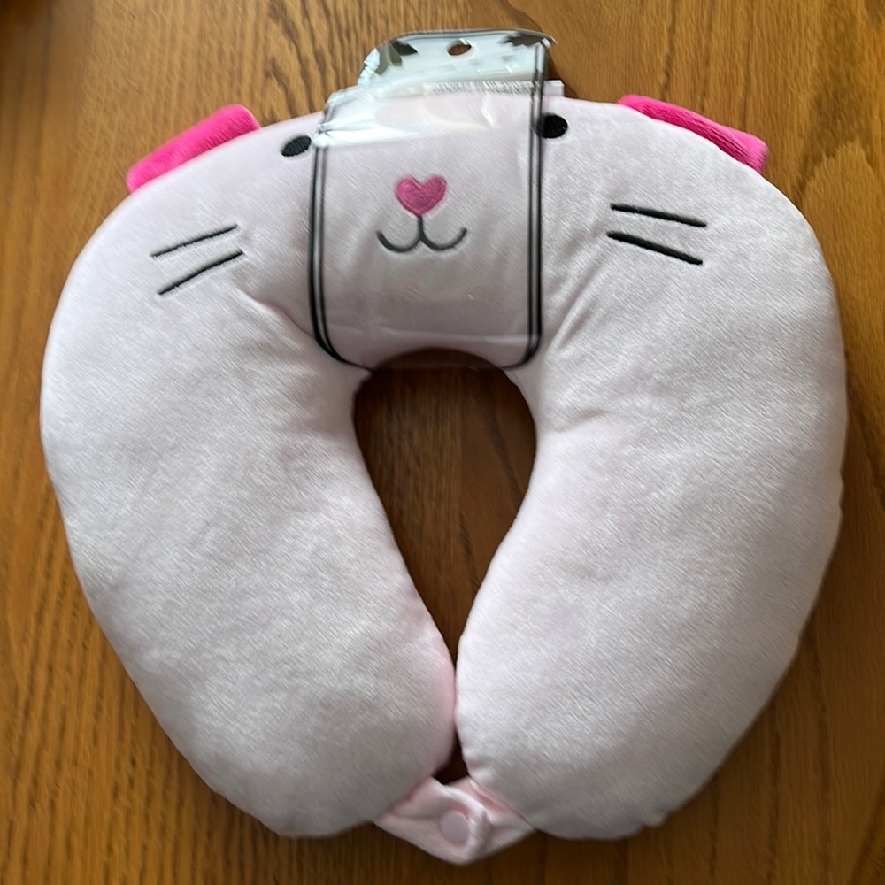 Travel pillow.